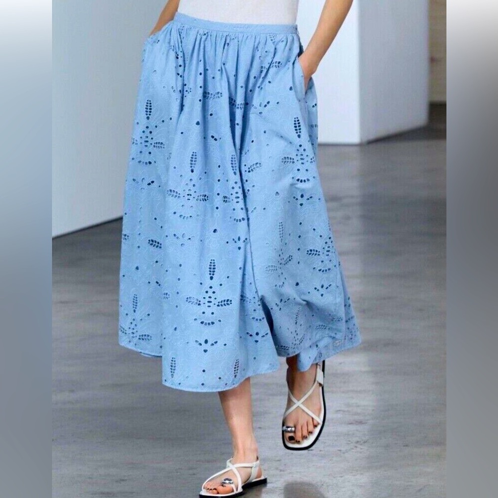 ZARA fab 100% cotton baby blue embroidered high-quality lined midi skirt🔥🔥🔥